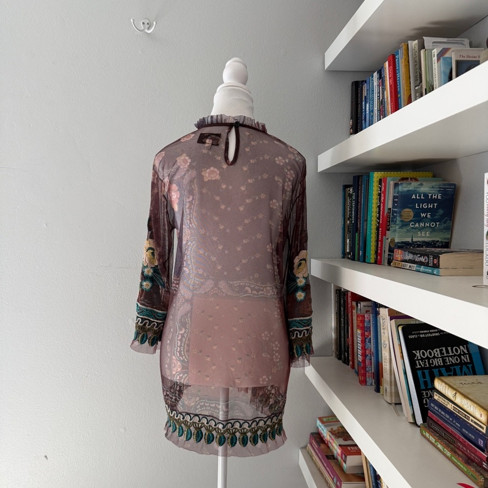 Johnny Was Biya  Renley Mesh Sheer Top with Floral Embroidery Medium no slip - Picture 6 of 13